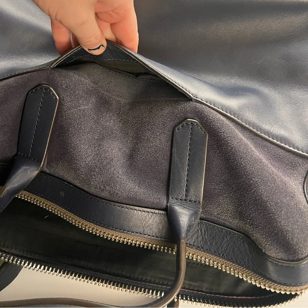 Uri Minkoff navy blue briefcase folio navy blue leather w/shoulder strap